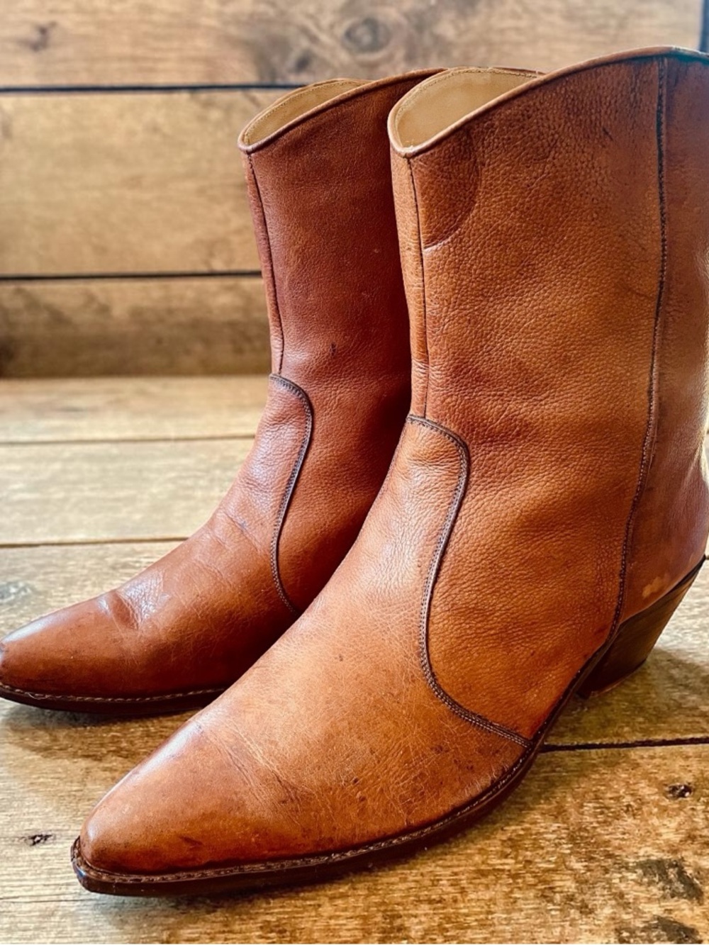 Men's Classic Rustic Brown Leather Western Ankle Boots